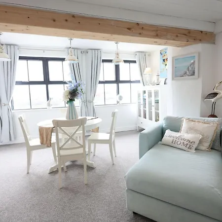 Ferienhaus Harbour View - Sleeps 26 Guests *